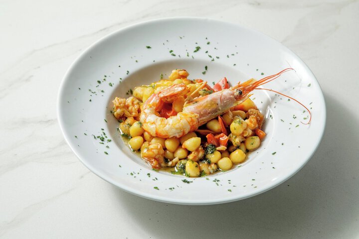 Dining 44 of 70