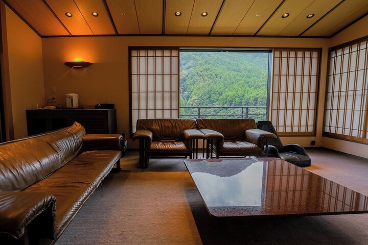 Room 14 of 45