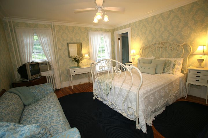 Room 5 of 75