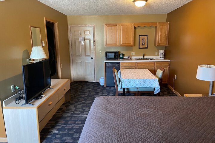 Room 11 of 31