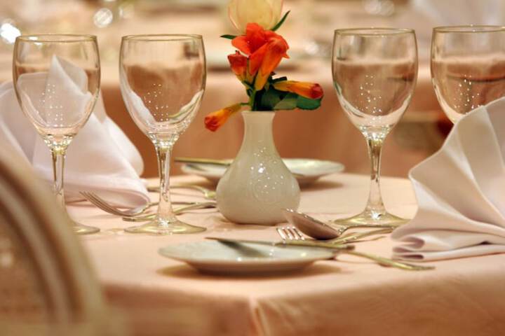 Dining Photos