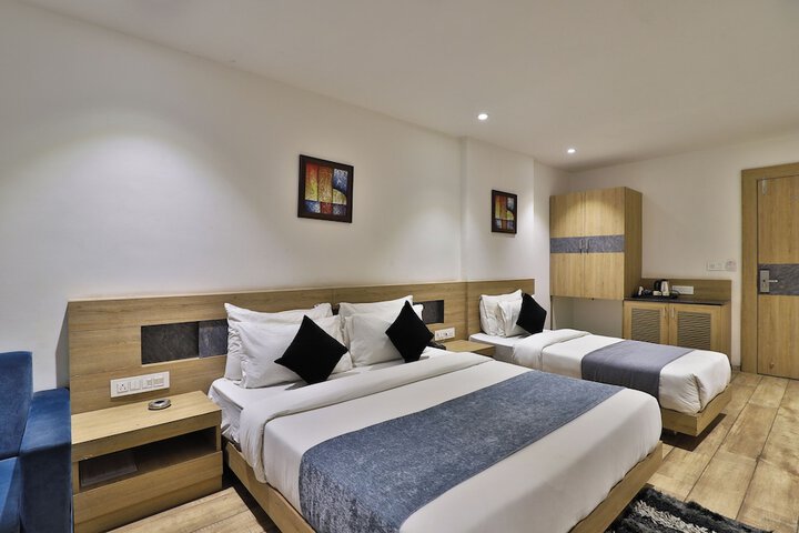 Room 34 of 56