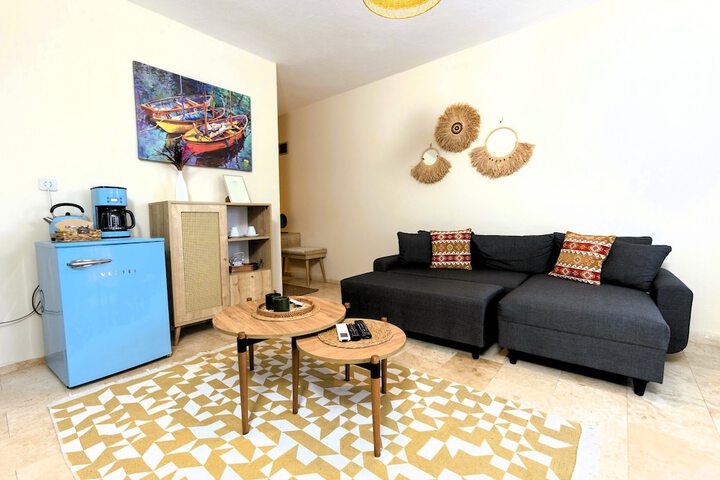 Room 26 of 62