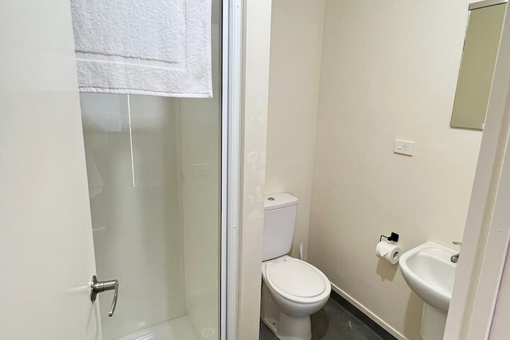 Room 50 of 74