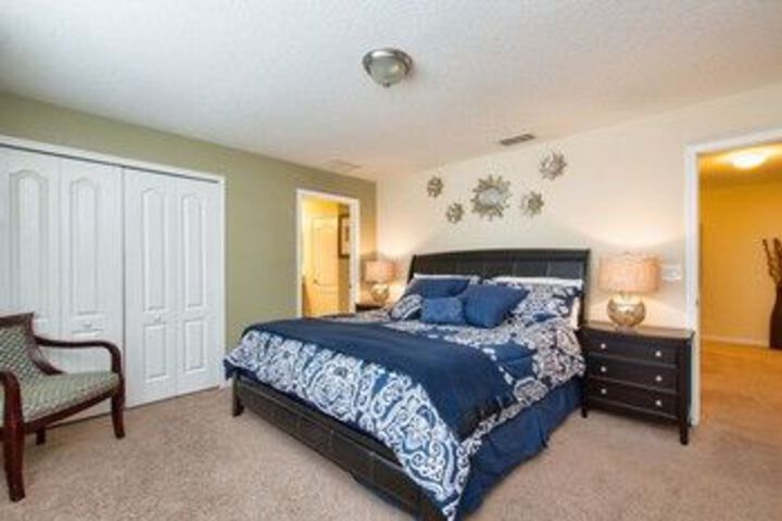 Room 16 of 46