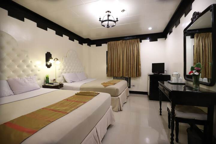 Room 21 of 168