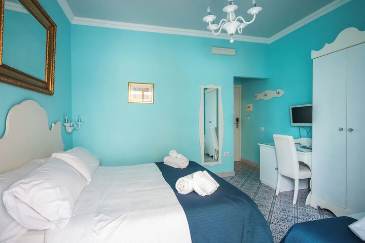 Room 20 of 82