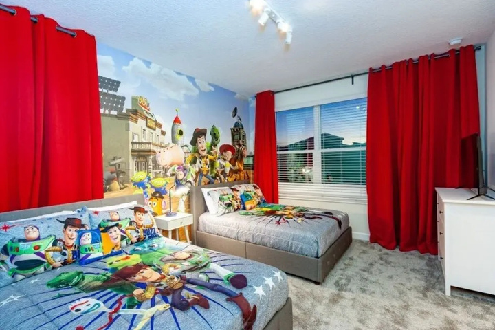 Room 6 of 29