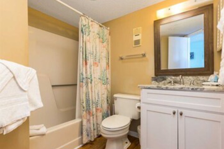 Room 14 of 122