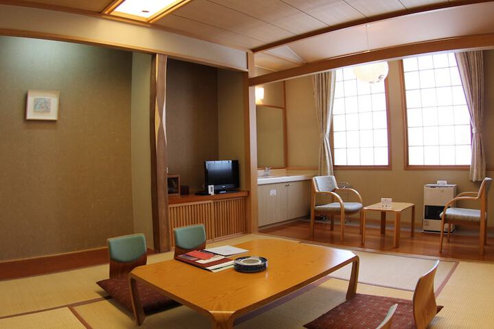 Room 9 of 54