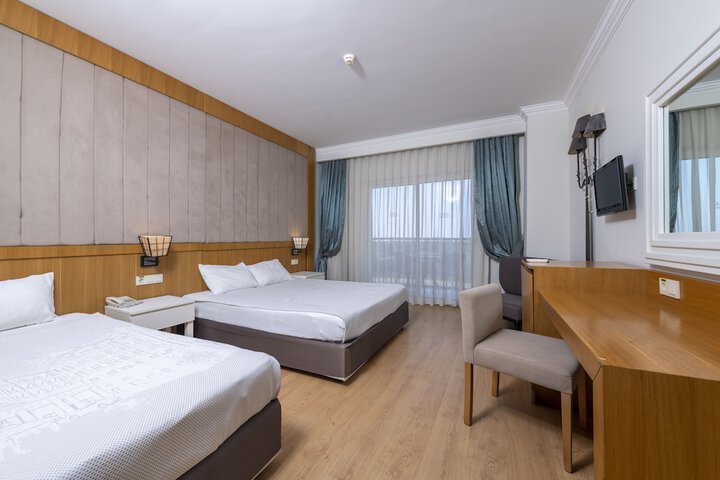 Room 21 of 82