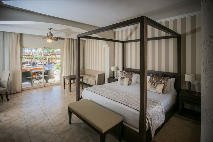 Room 48 of 276
