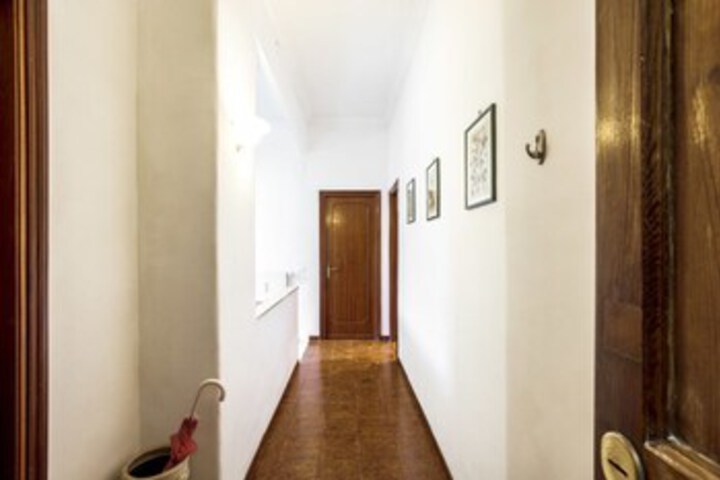 Ballroom/Hall 9 of 15