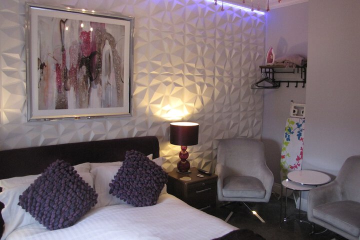 Room 12 of 53