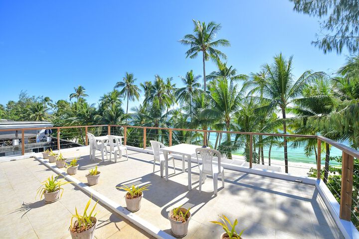 Sundeck