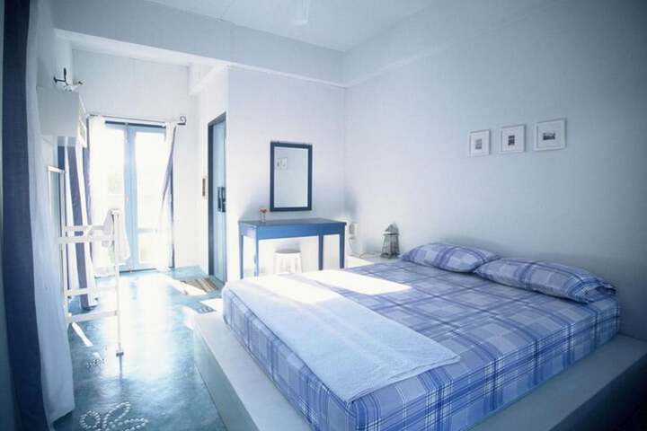 Room 9 of 44