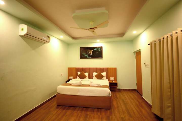 Room 6 of 46