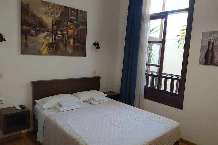 Room 26 of 70
