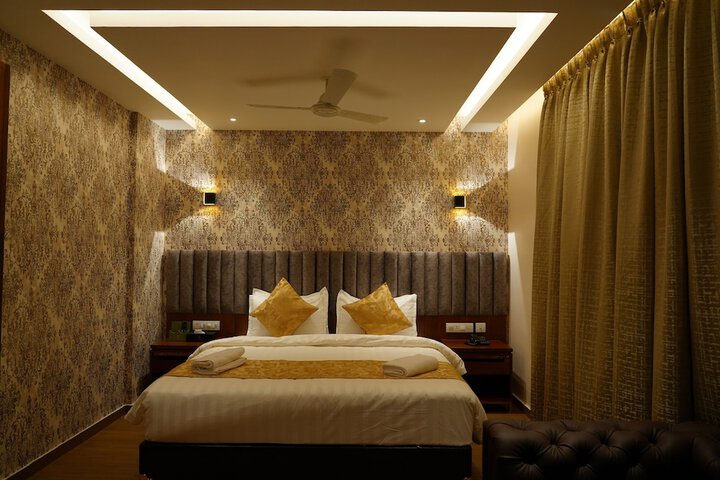 Room 42 of 87