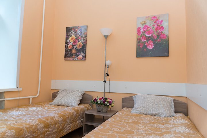 Room 6 of 53