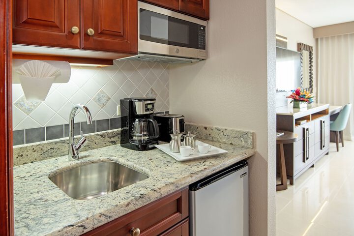 Private kitchenette