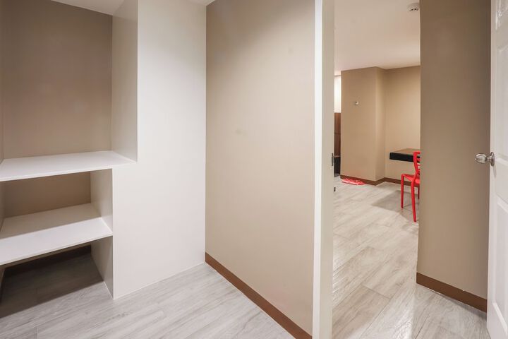 Room 15 of 31