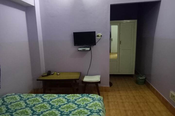 Room 16 of 56