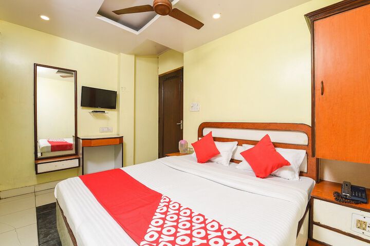 Room 15 of 29