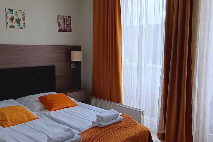 Room 19 of 44