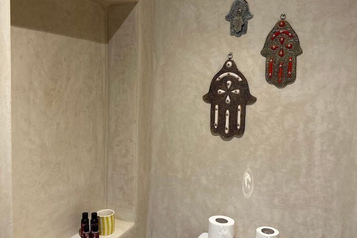 Room 56 of 76