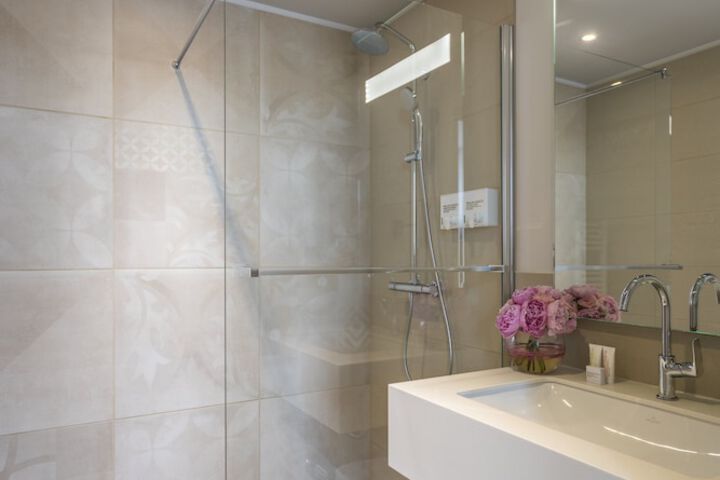 Bathroom Interior Photo