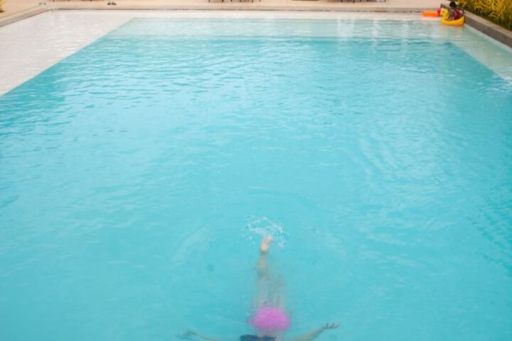 Pools & Facilities