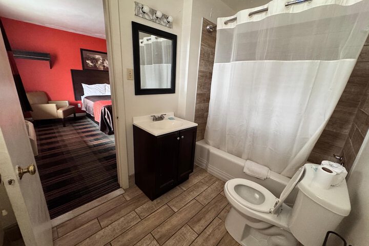 Room 12 of 29