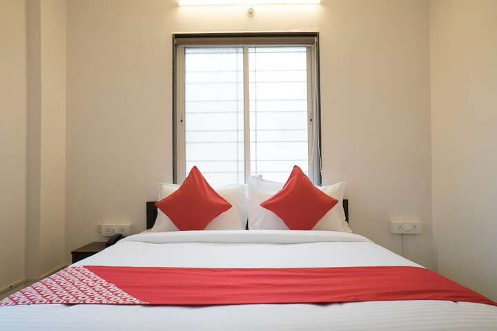 Room 15 of 26