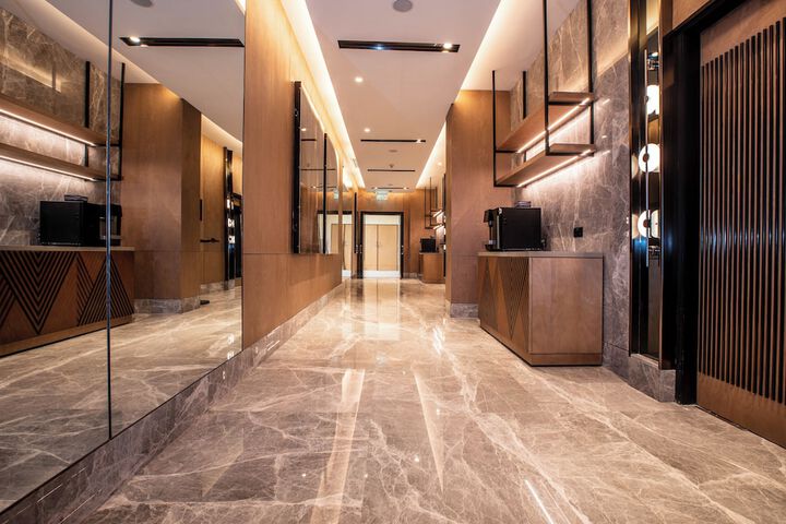 Ballroom/Hall 49 of 85
