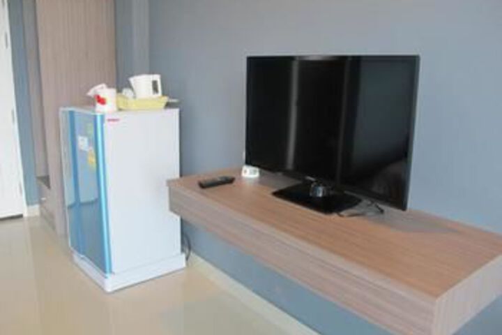 Room 14 of 18