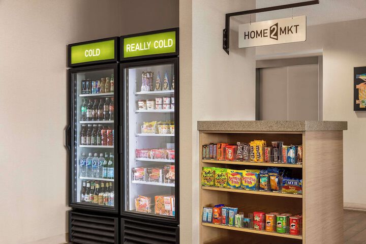 Snack bar