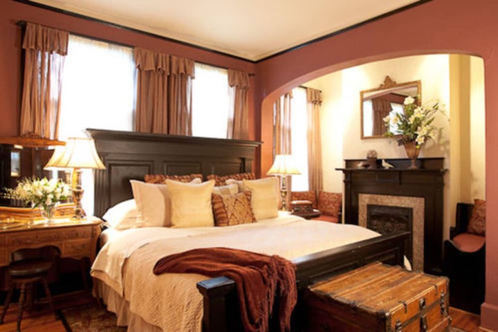 Room 12 of 61