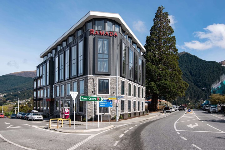 Exterior of Ramada by Wyndham Queenstown Central