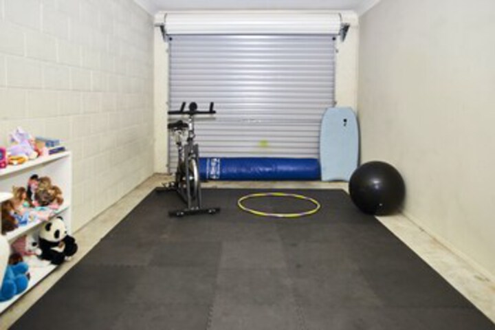 Room 12 of 20