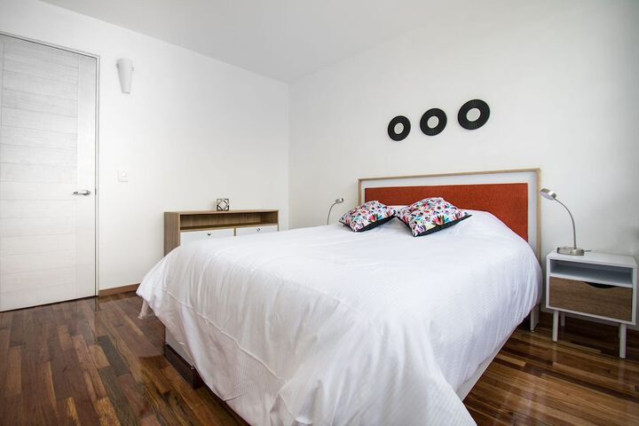 Room 3 of 17