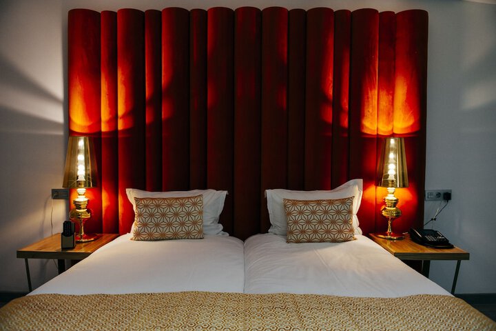 Room 15 of 79