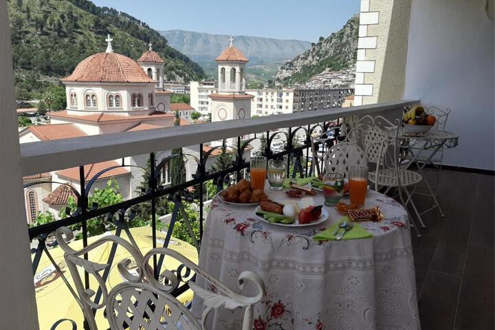 HOTEL VILA TWIX