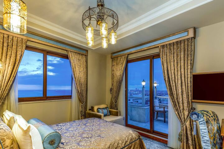Room 46 of 115