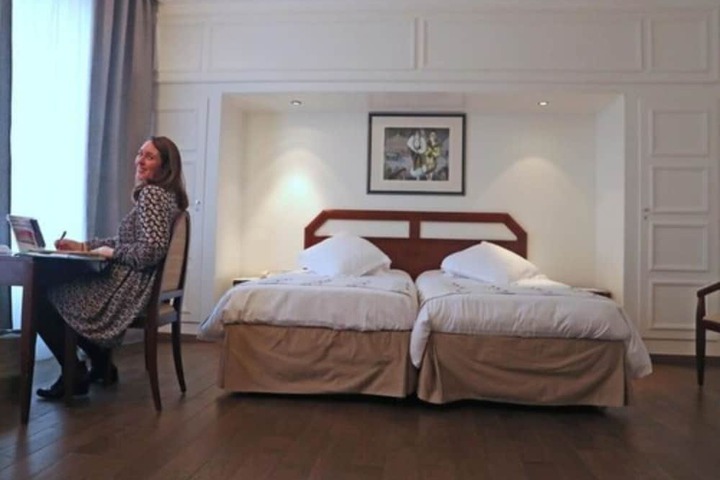 Room 28 of 129