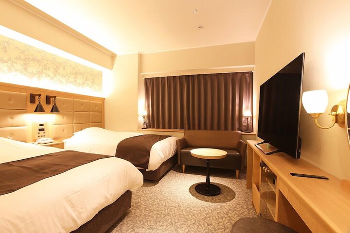 Room 9 of 71