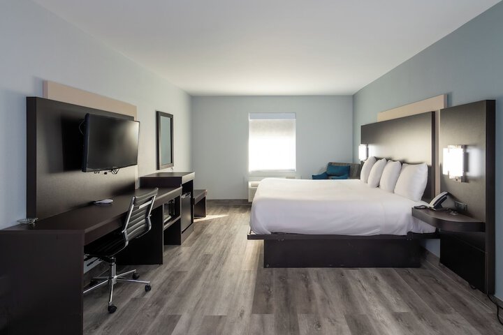 Room 7 of 20