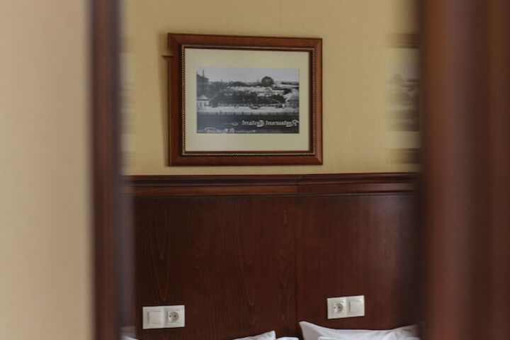 Room 19 of 71