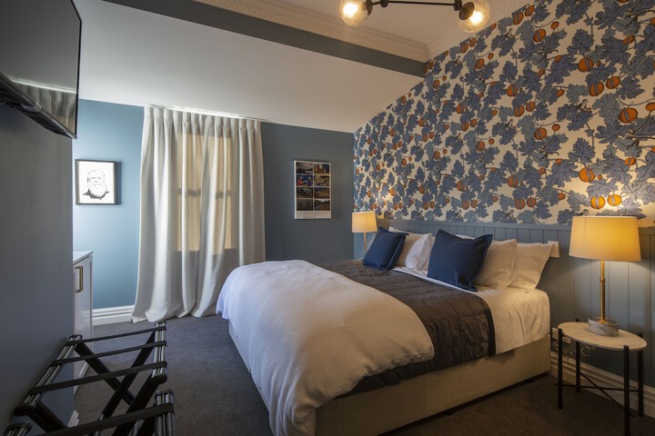 Room 13 of 46