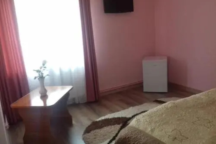 Room 3 of 13